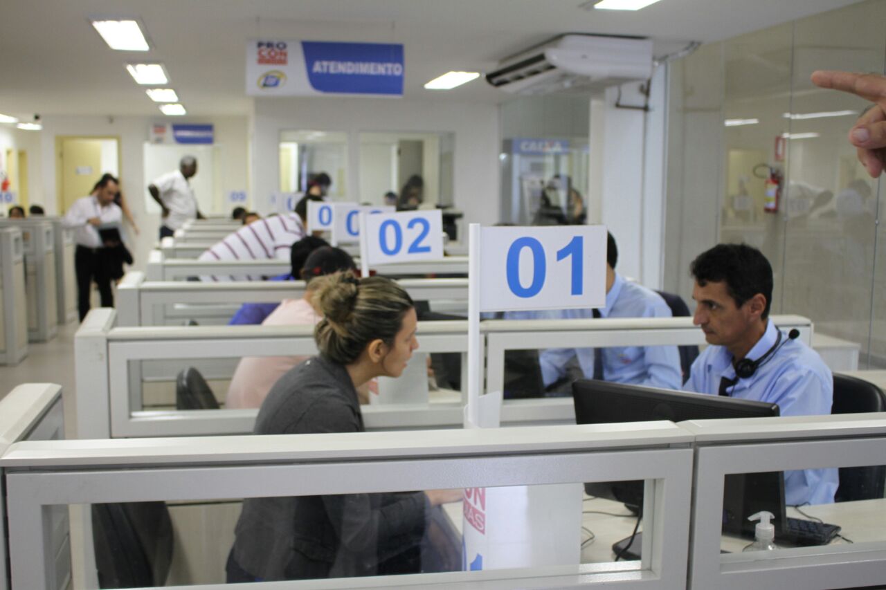 Procon atende Mutirão Renegocia até sexta-feira