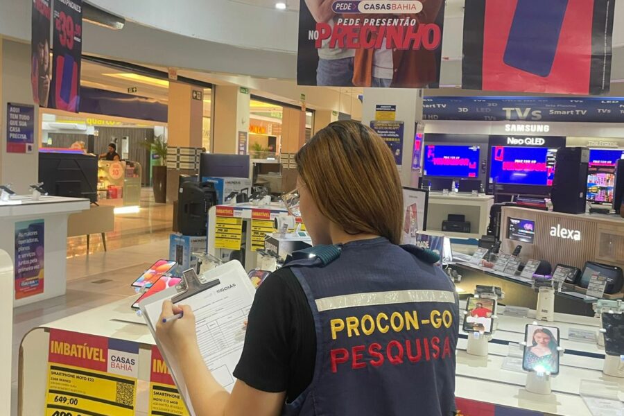 Procon aponta diferença de até 240% nos presentes dos pais