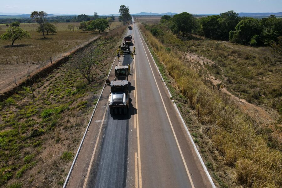 Governo inicia obras na GO-230, entre Vila Propício e Itapuranga
