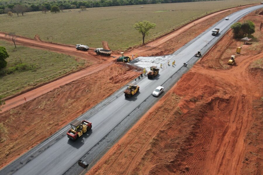 Pavimentação da GO-180 avança em Jataí