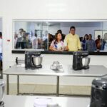 Gracinha Caiado inaugura reforma de Cotec e entrega cartões sociais em Jaraguá