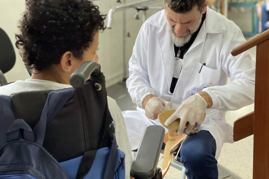 Oficina Ortopédica vai entregar 223 próteses em São Luís de Montes Belos
