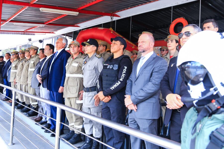 Caiado celebra chegada de novos integrantes do Corpo de Bombeiros