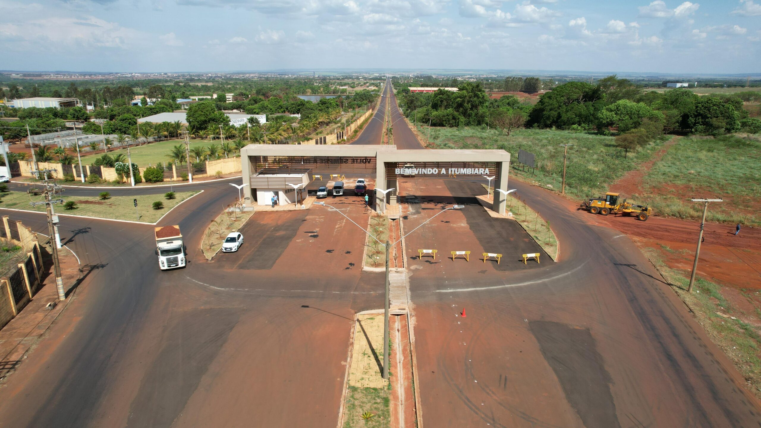 Inaugurada em Itumbiara a restauração e alargamento da GO-206