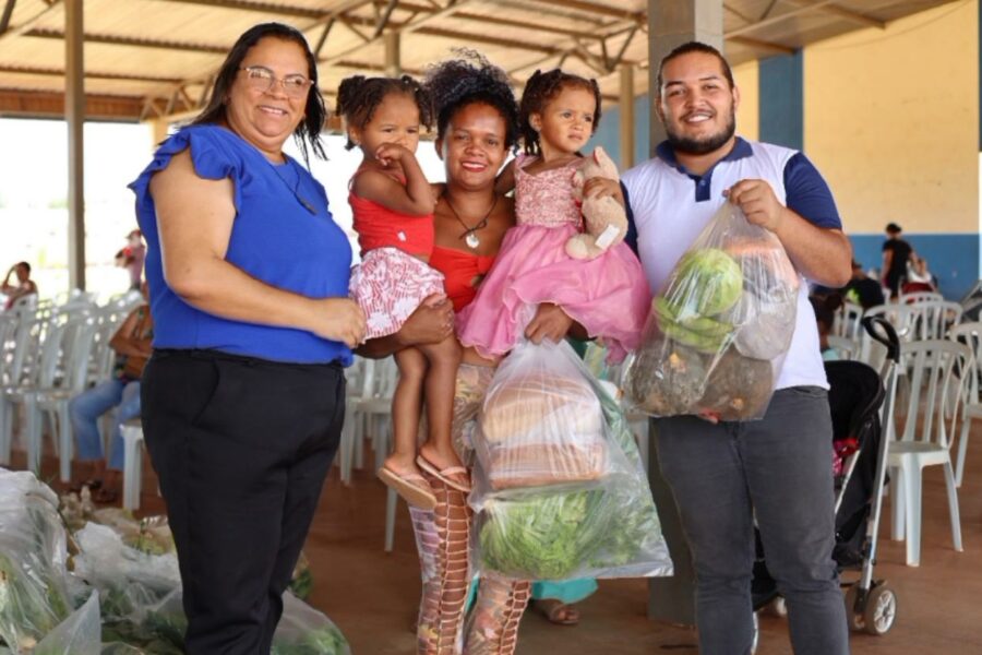 Governo entrega alimentos do PAA em Formosa e Planaltina nesta terça