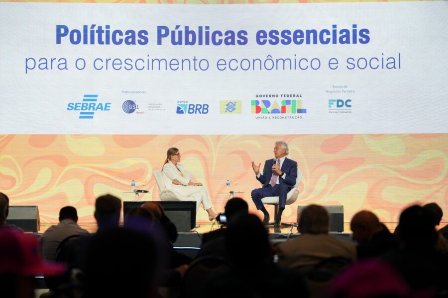Caiado apresenta pilares do crescimento econômico goiano em Fórum Nacional do Comércio