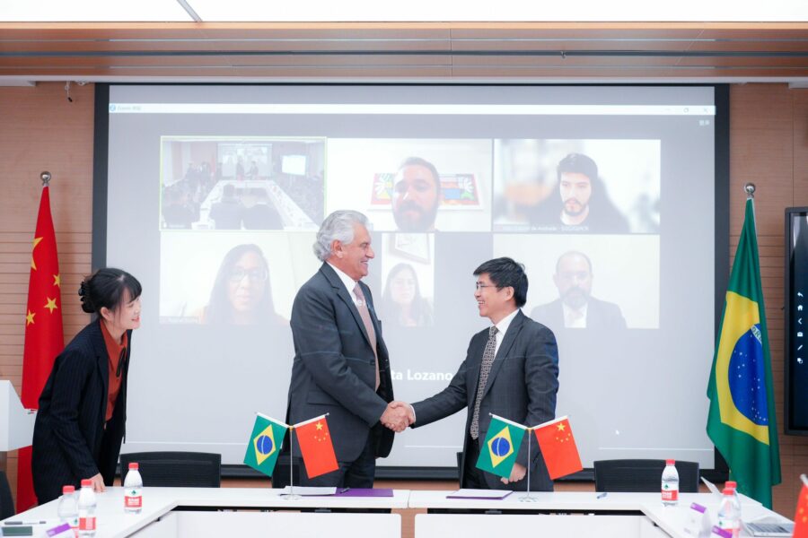 Goiás firma parceria com Universidade Tsinghua nas áreas de clima e energia sustentável