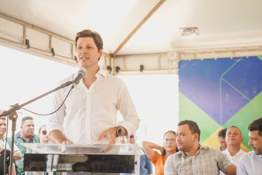 Daniel Vilela entrega moradias a custo zero em Moiporá e Iporá