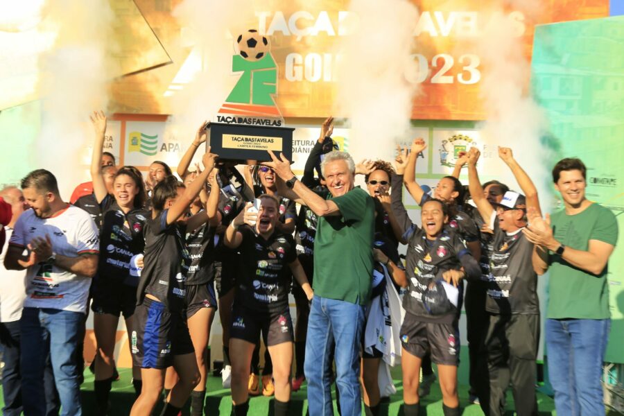 Caiado reforça inclusão social durante final da Taça das Favelas Goiás