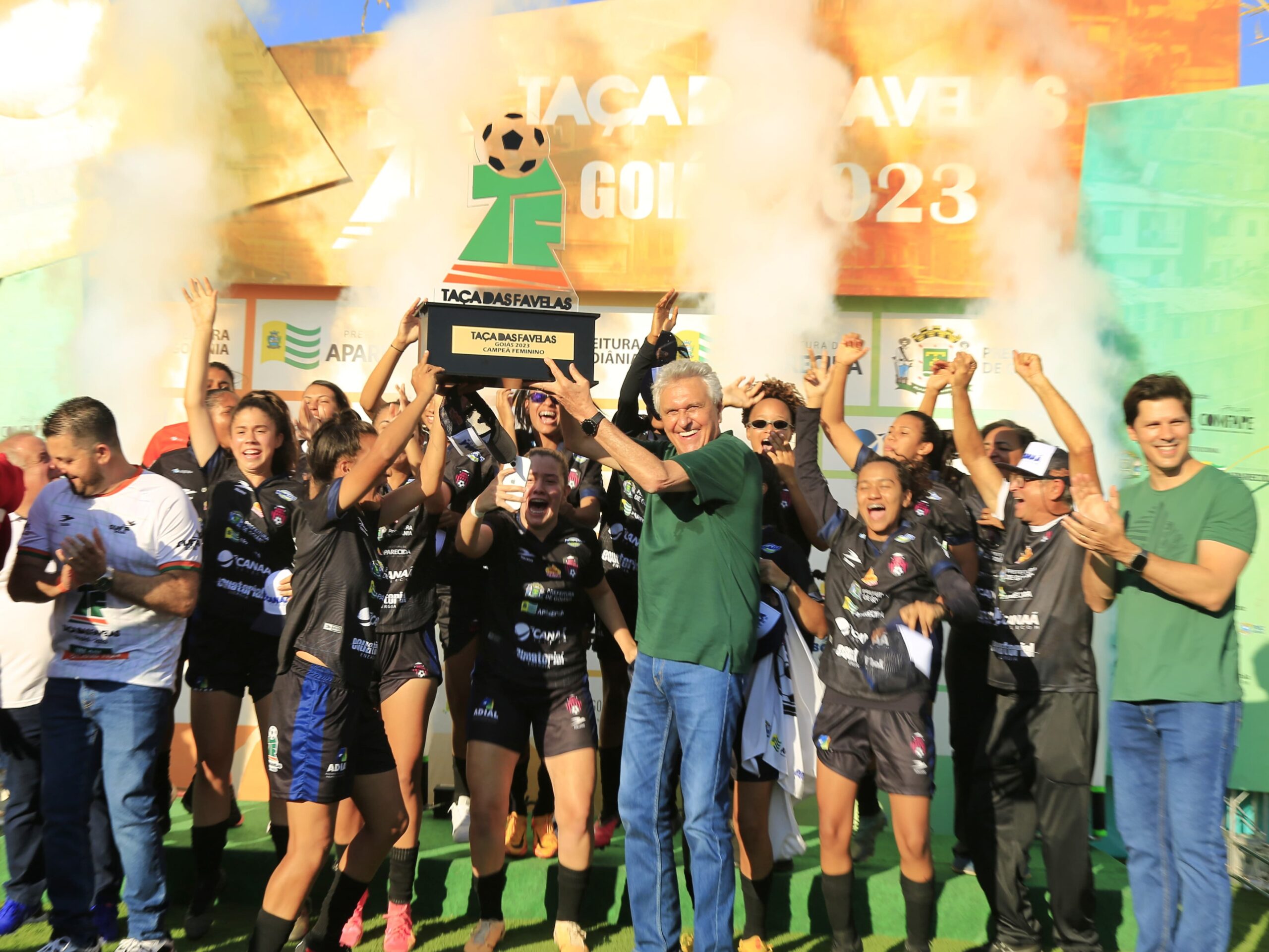 Caiado reforça inclusão social durante final da Taça das Favelas Goiás