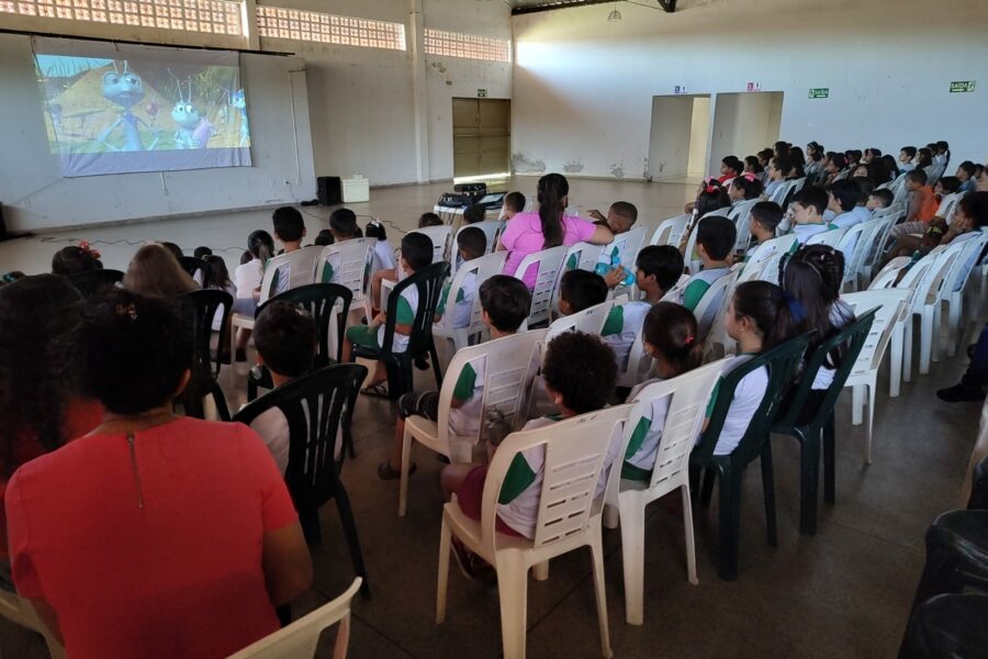Cine Goiás Itinerante chega a Goianésia