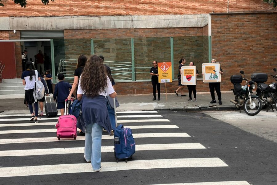 No 1º dia de volta às aulas: camapanha do Detran alcança mais de 800 pessoas