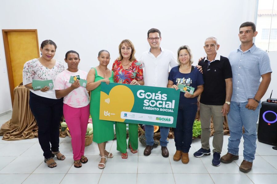 Produtores recebem benefícios do Crédito Social em Aurilândia