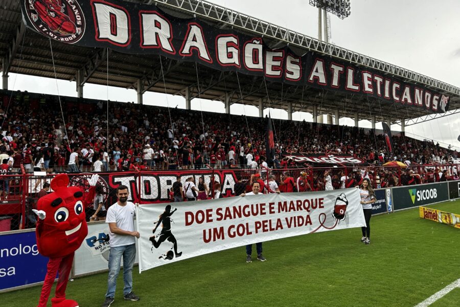 Rede Hemo promove cultura da doação de sangue no clássico Atlético-GO x Goiás
