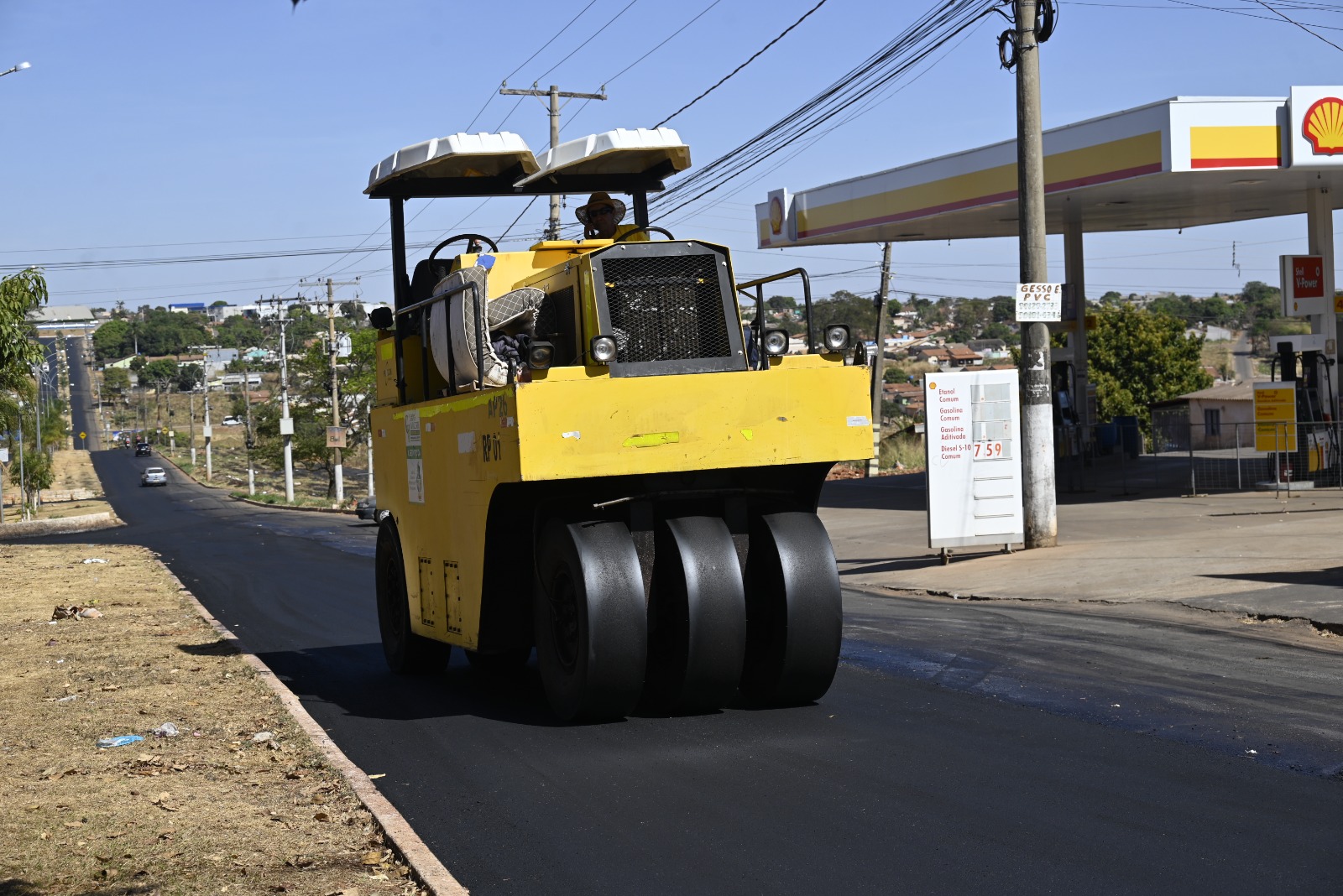 Governo leva recapeamento asfáltico a 11 municípios do Entorno do DF