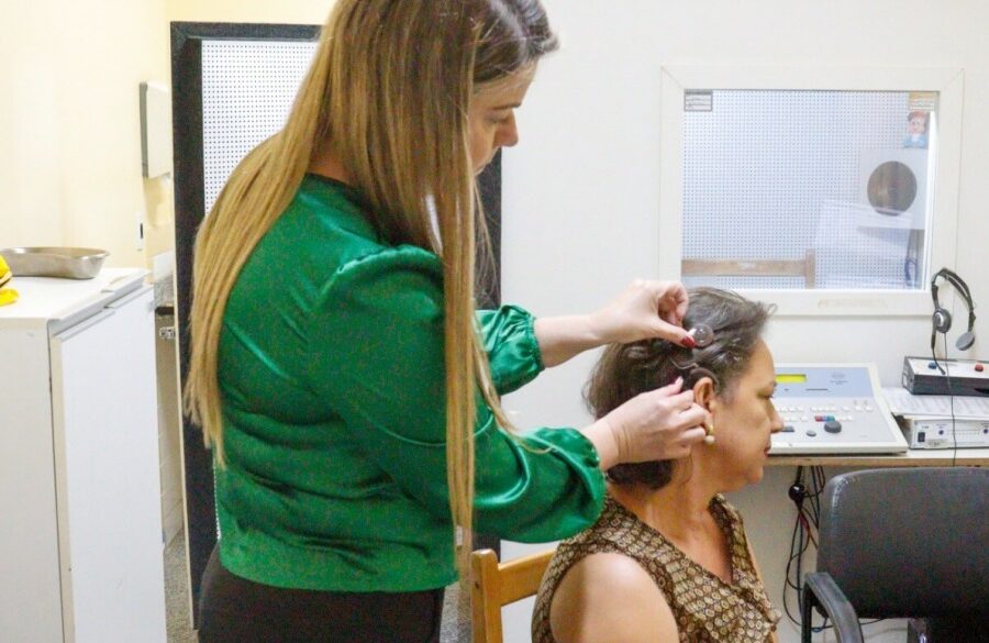 Serviço de Implante Coclear do Crer beneficia centenas de deficientes auditivos em Goiás