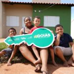 Agehab e Seinfra entregam 50 casas a custo zero em Palmeiras de Goiás