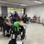 Escola do Futuro inscreve a curso de violão em Caldas Novas e Goiás