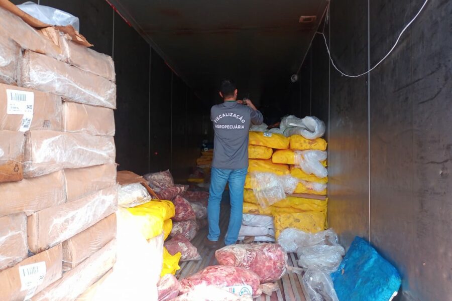 Agrodefesa apreende 600 kg de carne imprópria para consumo em Goiânia