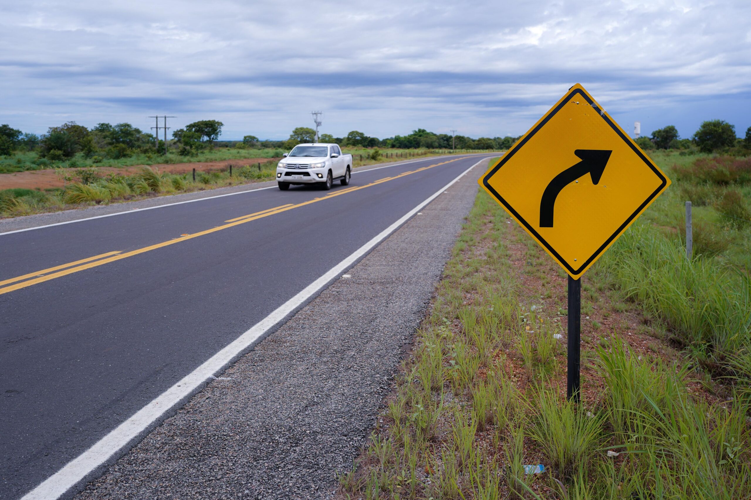 Inaugurada a pavimentação da GO-239, em Nova Crixás