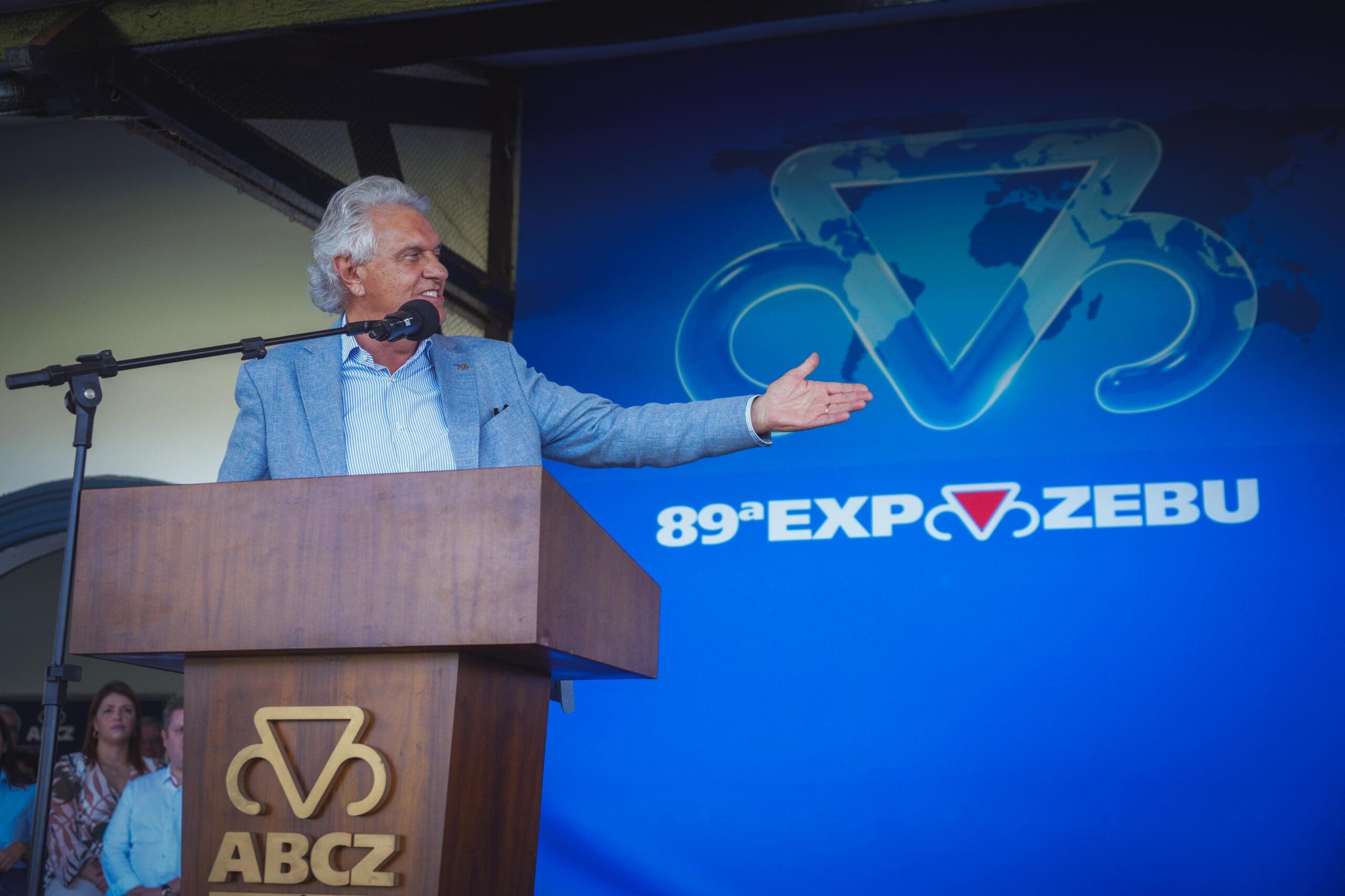 Caiado exalta crescimento do agro na abertura da 89ª ExpoZebu, em Uberaba