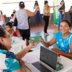 Famílias de Inhumas recebem cartões do Aluguel Social