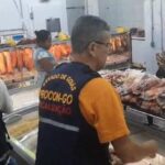 Procon retira de circulação mais de 200 kg de carnes impróprias para consumo