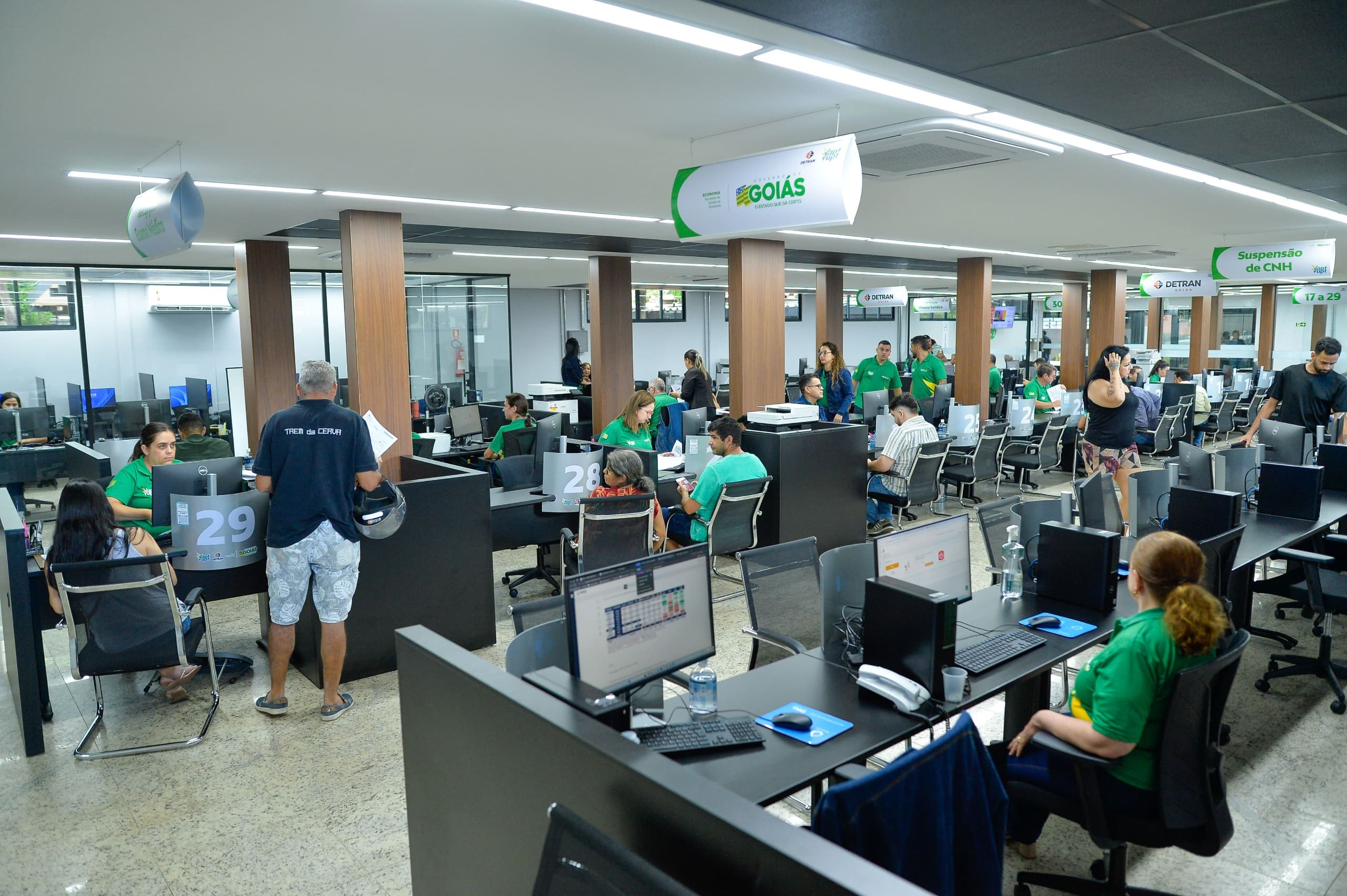 Veja o que abre e fecha no feriado da padroeira de Goiânia