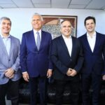 Caiado prestigia posse do novo presidente da Fieg