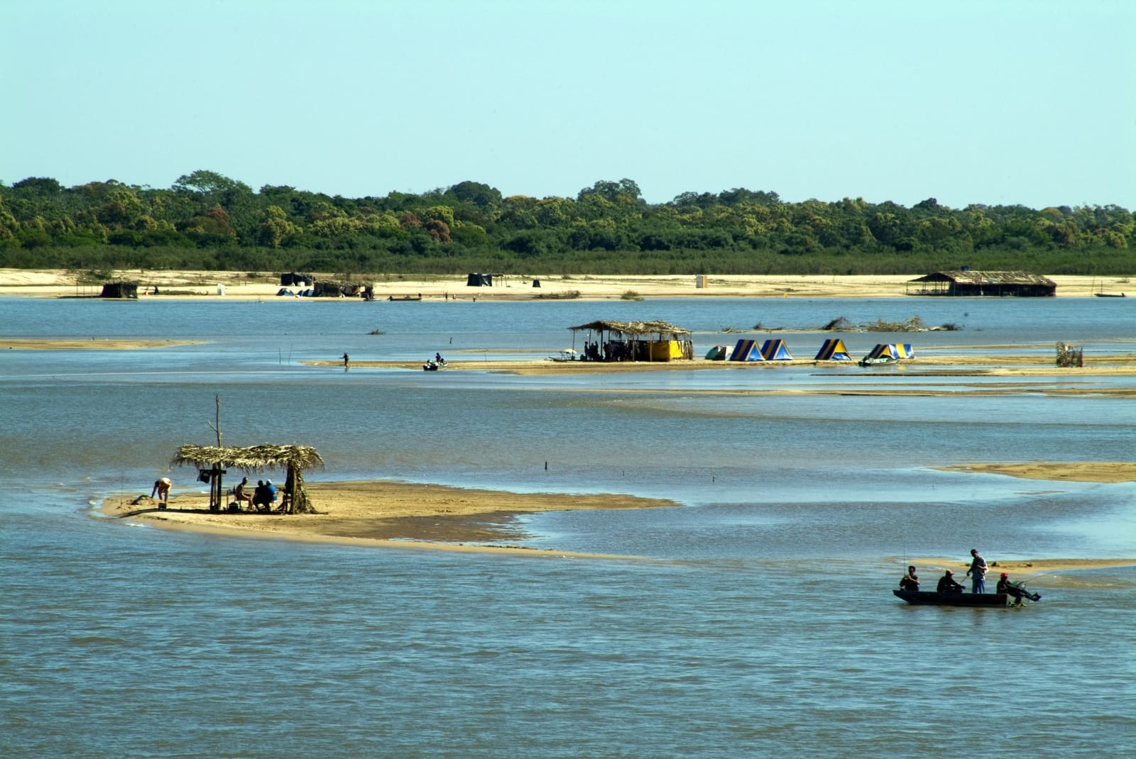 Saúde recomenda atualização de vacinas antes de temporada do Araguaia