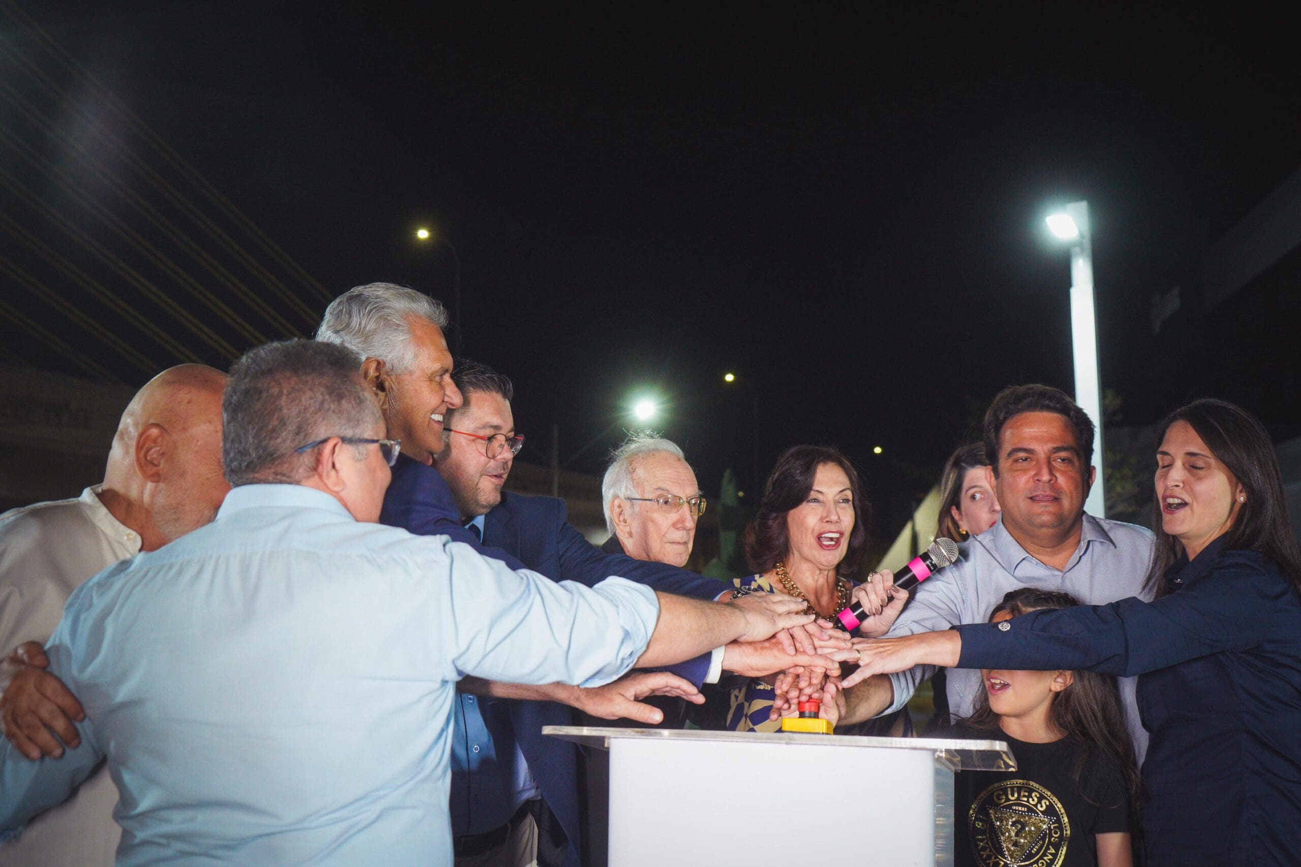 Caiado participa da inauguração do Centro Administrativo Adhemar Santillo