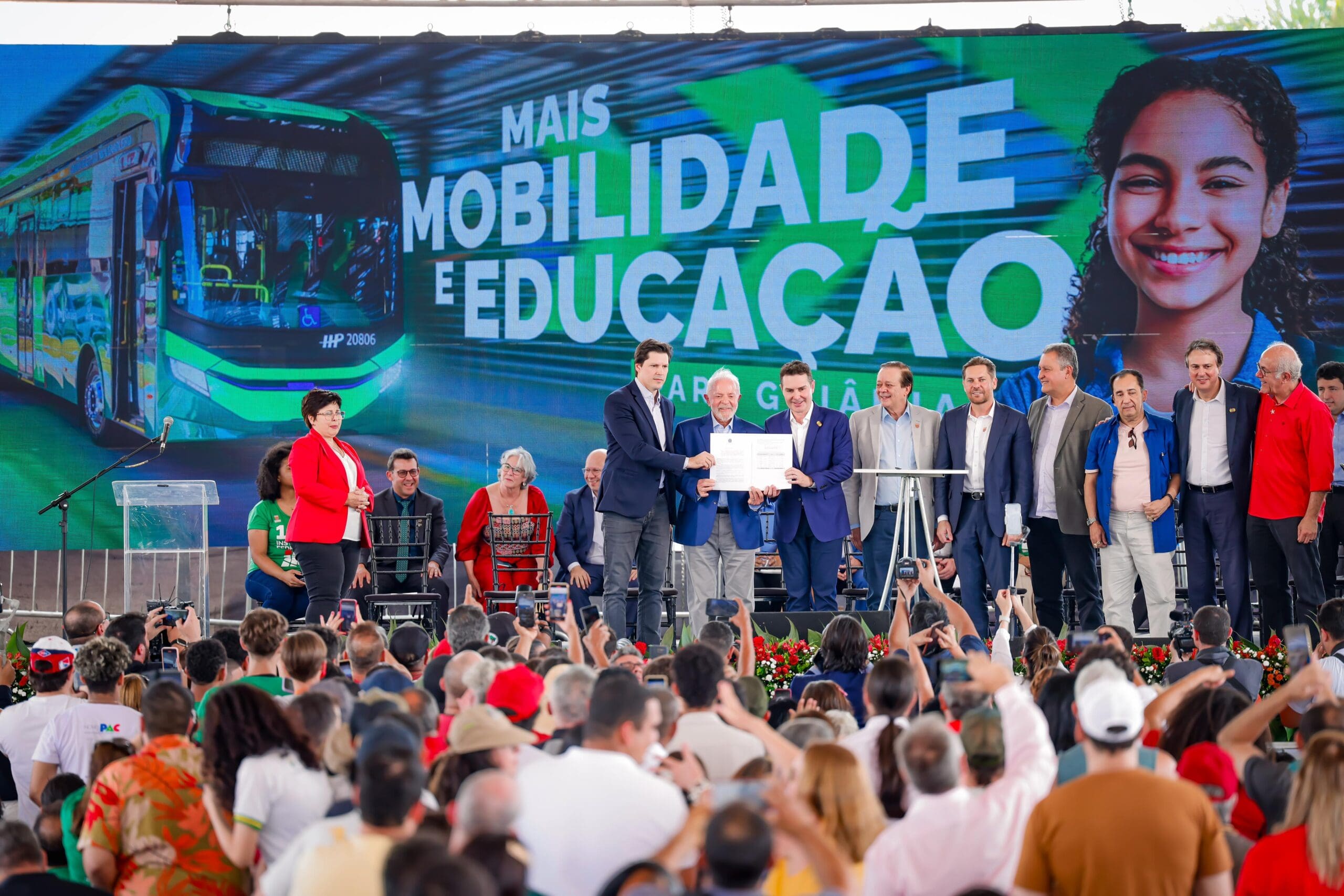 Na inauguração do BRT Norte-Sul, Daniel Vilela destaca investimentos do Estado no transporte