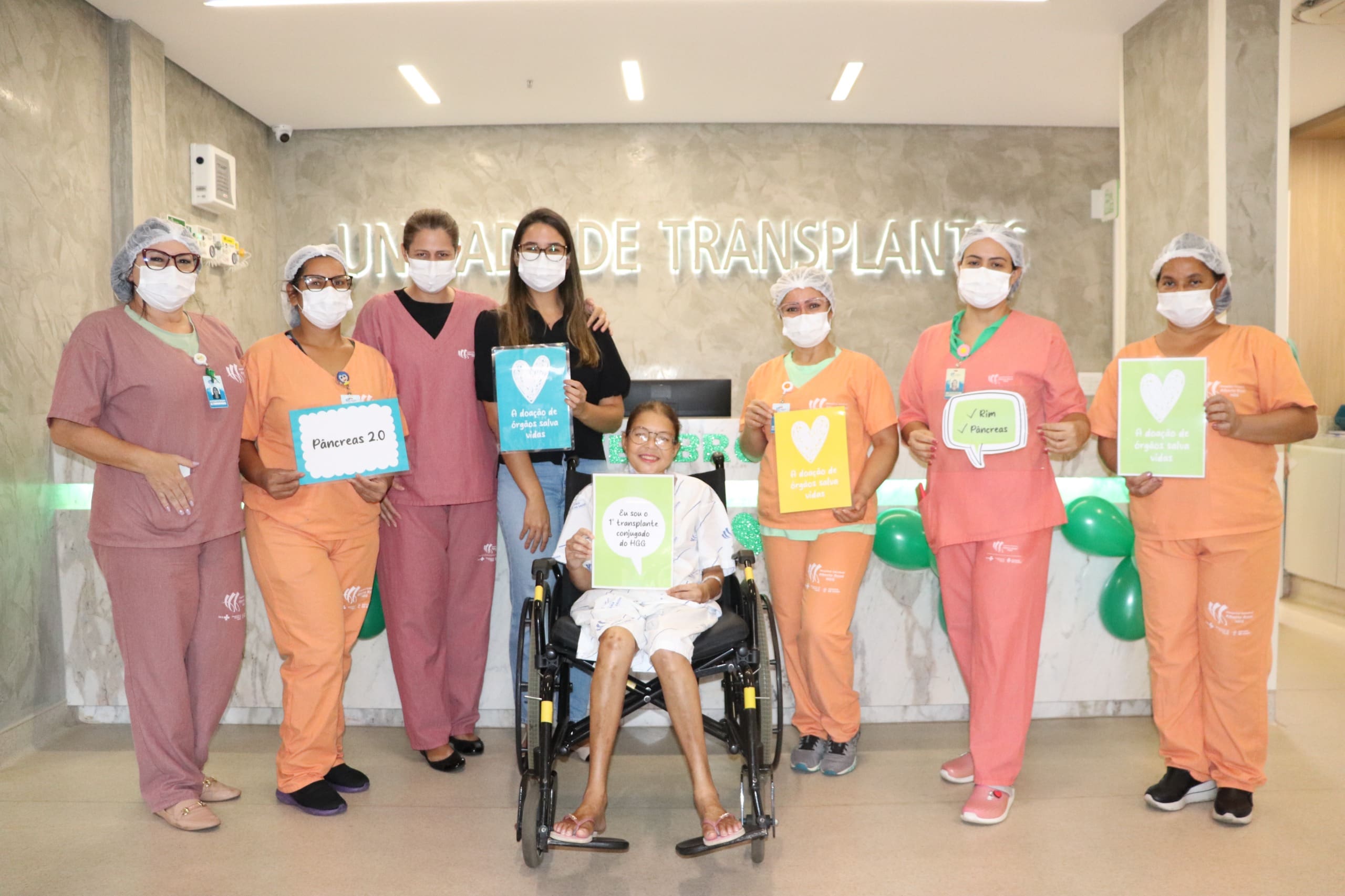 Primeira paciente a passar por transplante conjugado no HGG recebe alta