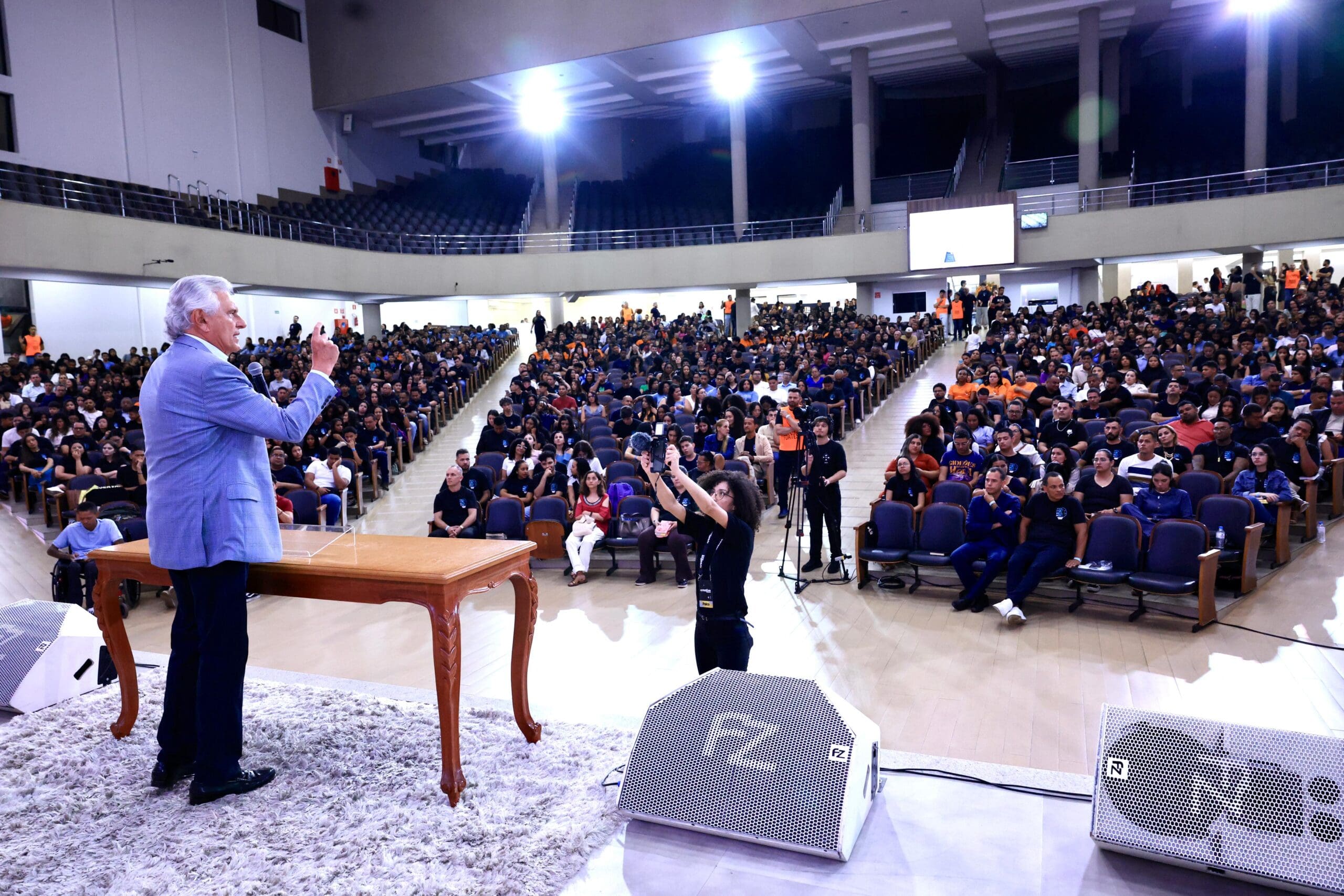 Caiado destaca protagonismo da igreja no resgate da educação no estado