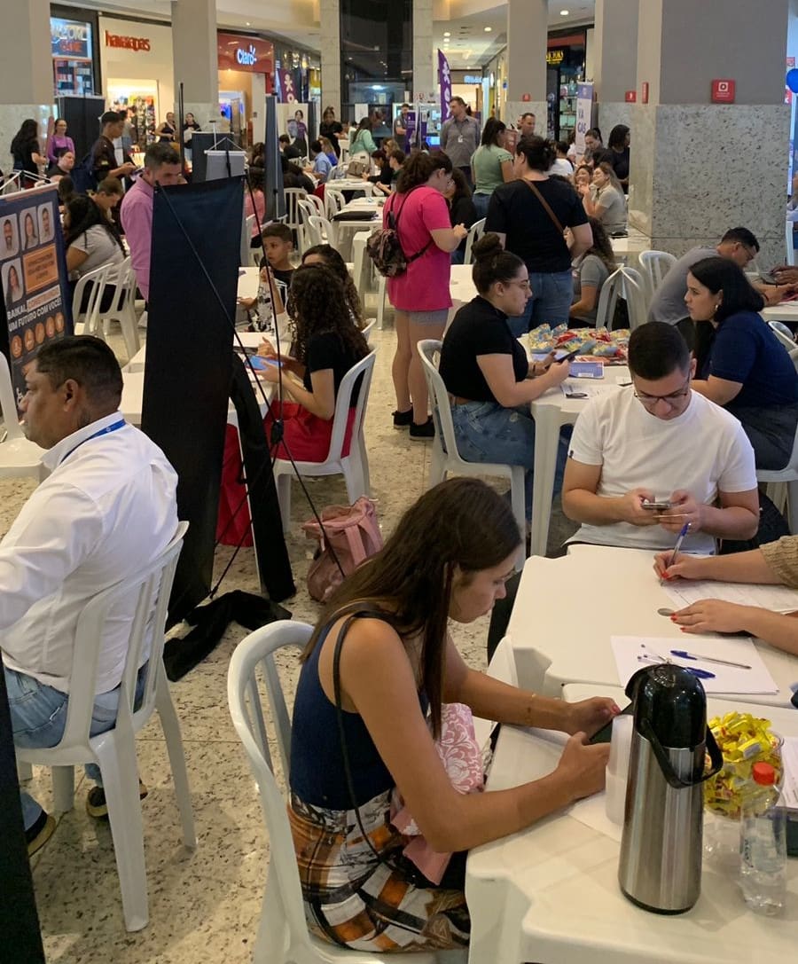 Feira Empregabilidade na Praça terá mais de 3 mil vagas de emprego e estágio