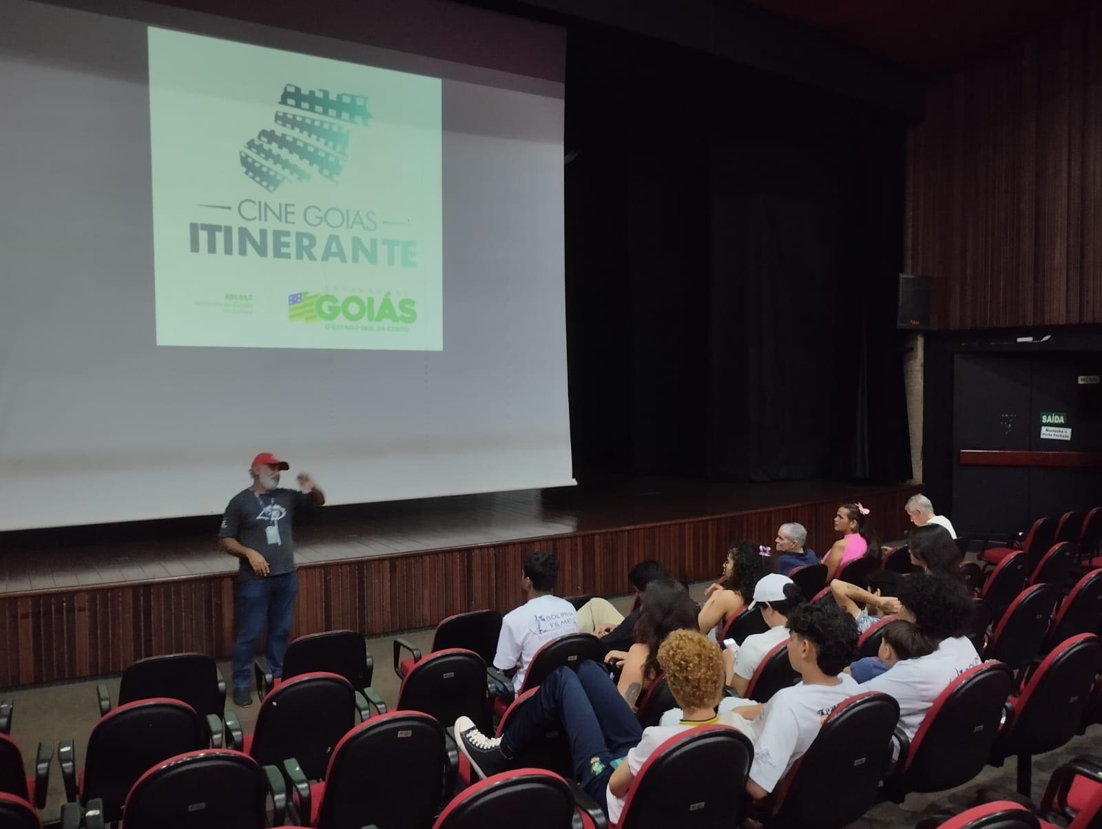 Cine Goiás Itinerante leva filmes natalinos gratuitos a cinco municípios