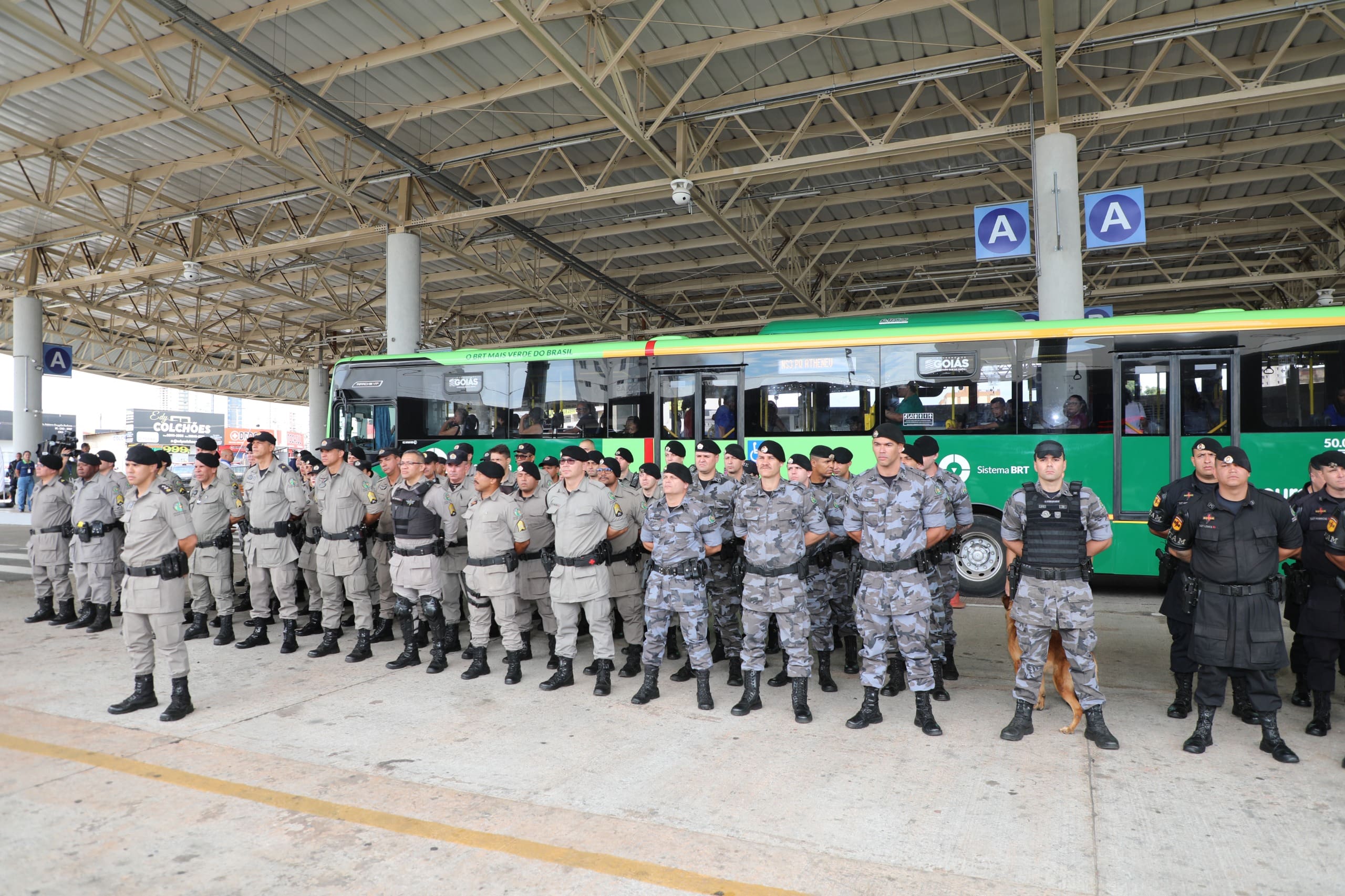 Operação Natal Seguro no Transporte Público intensifica policiamento nos terminais