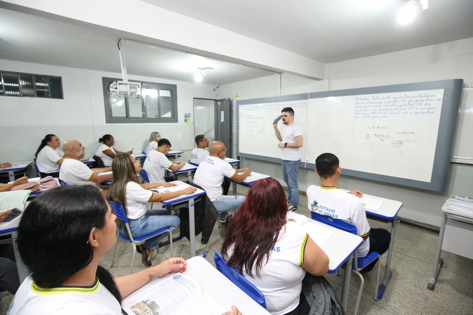 Aberta inscrição ao processo seletivo de professor temporário