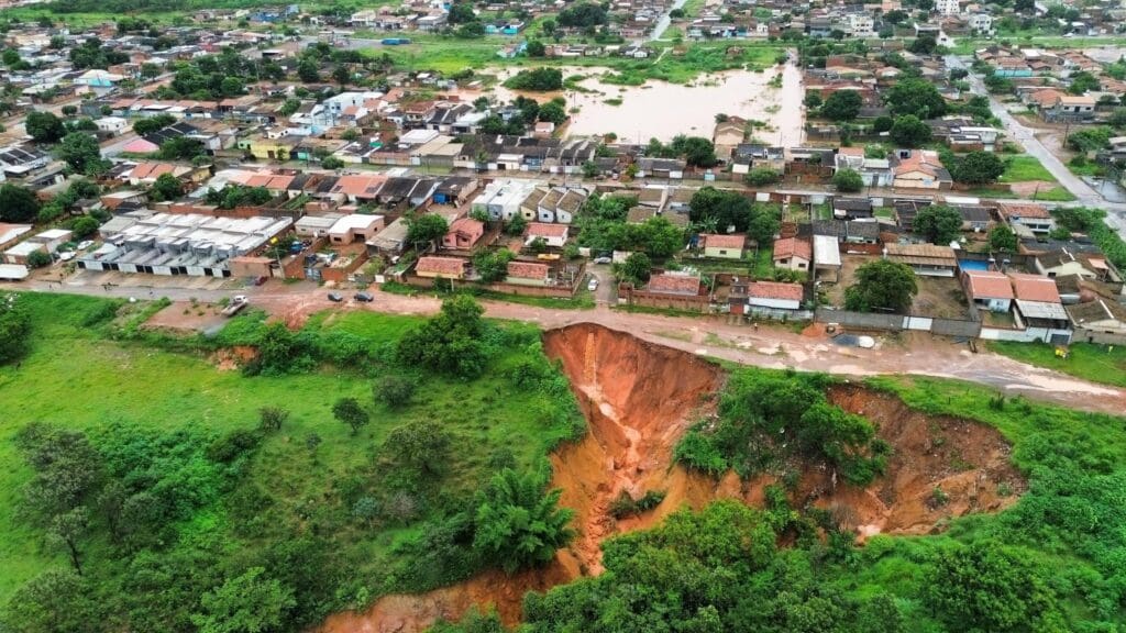 Governo de Goiás age para mitigar impactos das chuvas no Entorno do DF