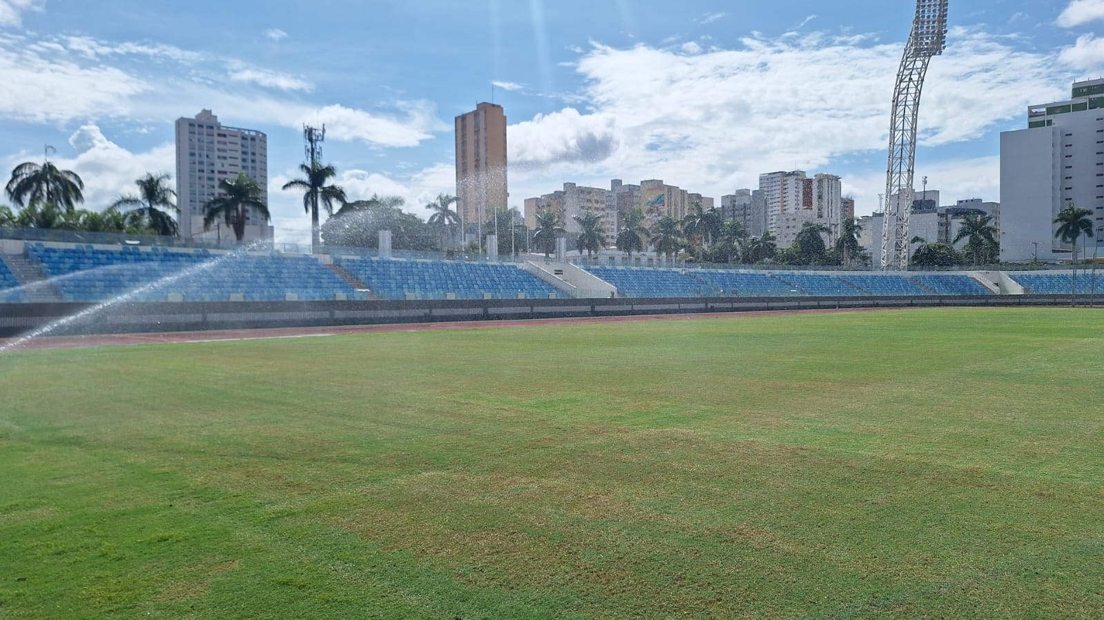 Preparação do Estádio Olímpico para sediar Goianão entra na reta final