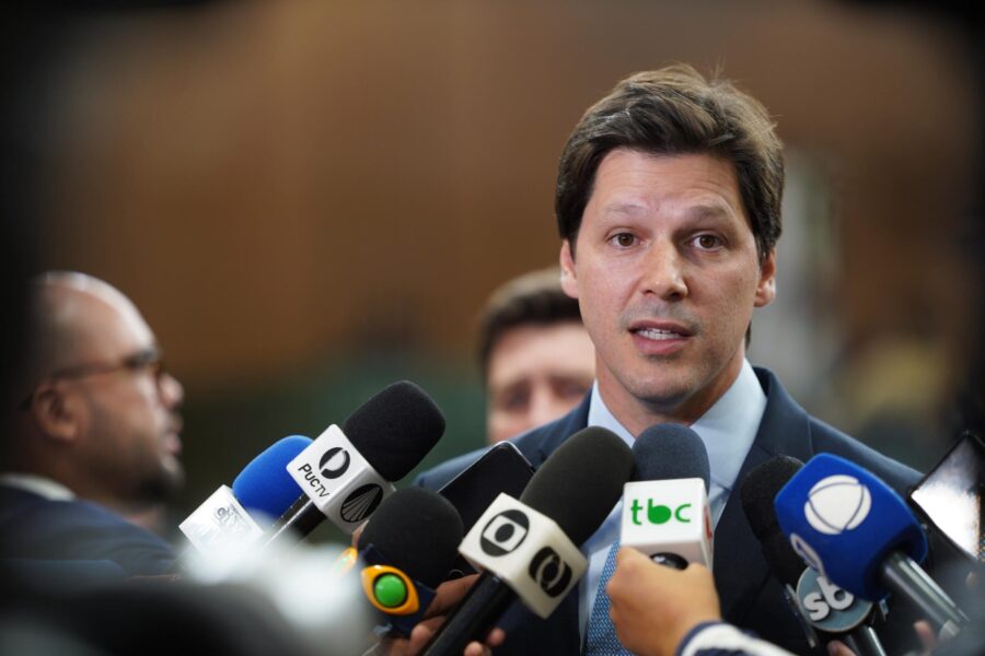Daniel Vilela e Ibaneis Rocha discutem reajuste da passagem de ônibus no Entorno do DF