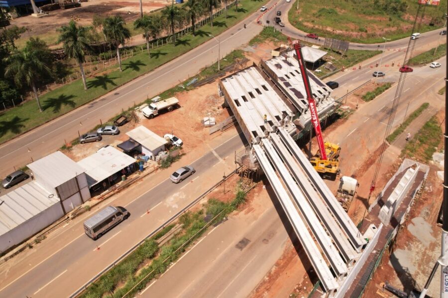 Goinfra realiza lançamento de vigas em viaduto na GO-020