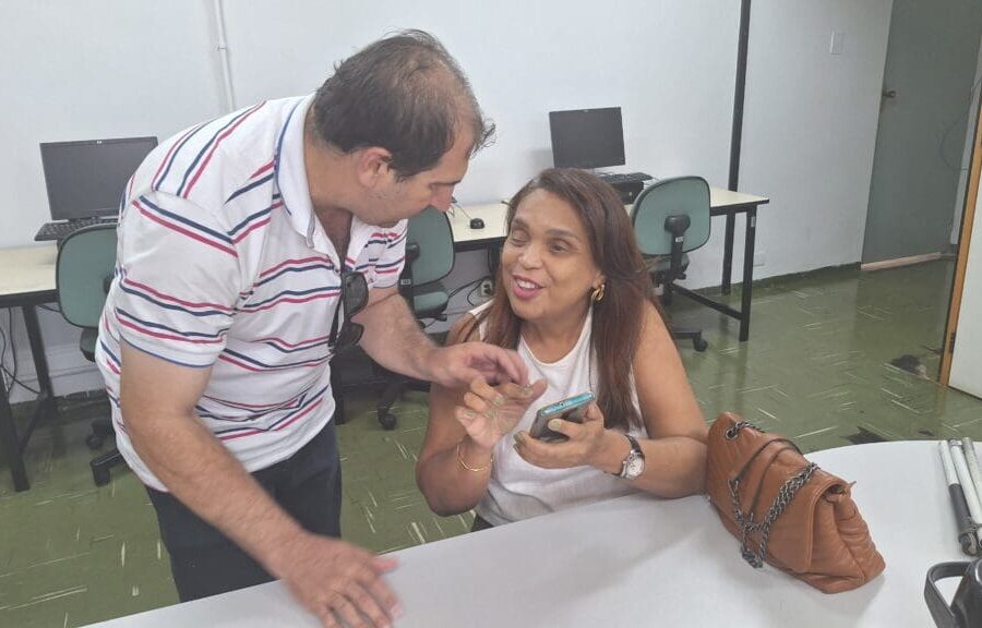 Biblioteca Braille oferece oficinas de acessibilidade digital