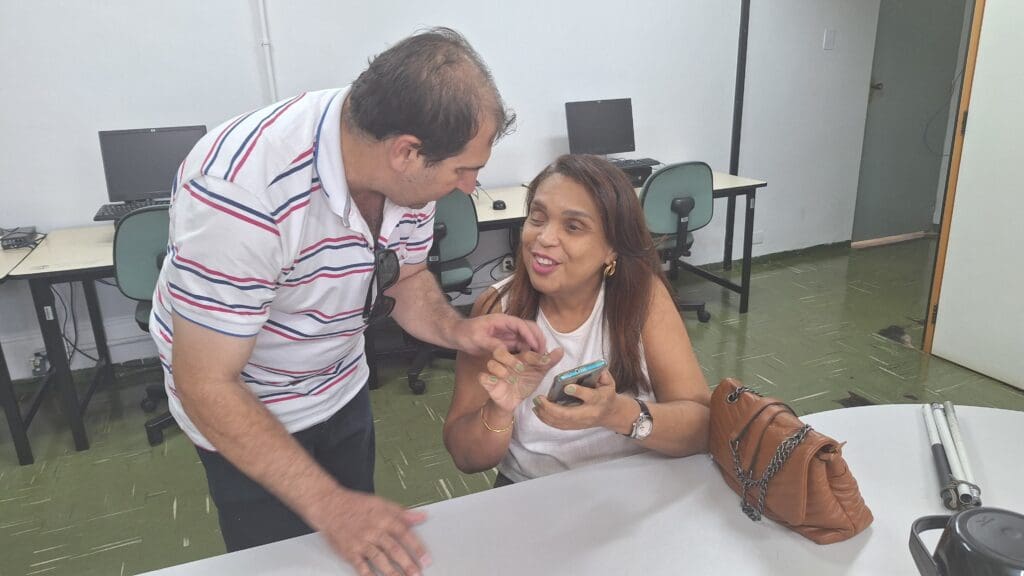 Biblioteca Braille oferece oficinas de acessibilidade digital