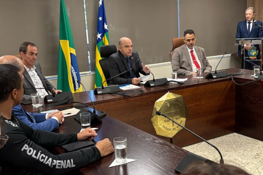 Polícia Penal assina protocolo para fomentar empregos no sistema penitenciário