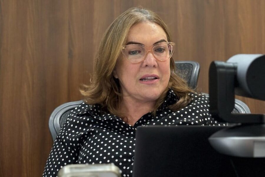 Fale com a Secretária: Educação lança atendimento on-line aos sábados