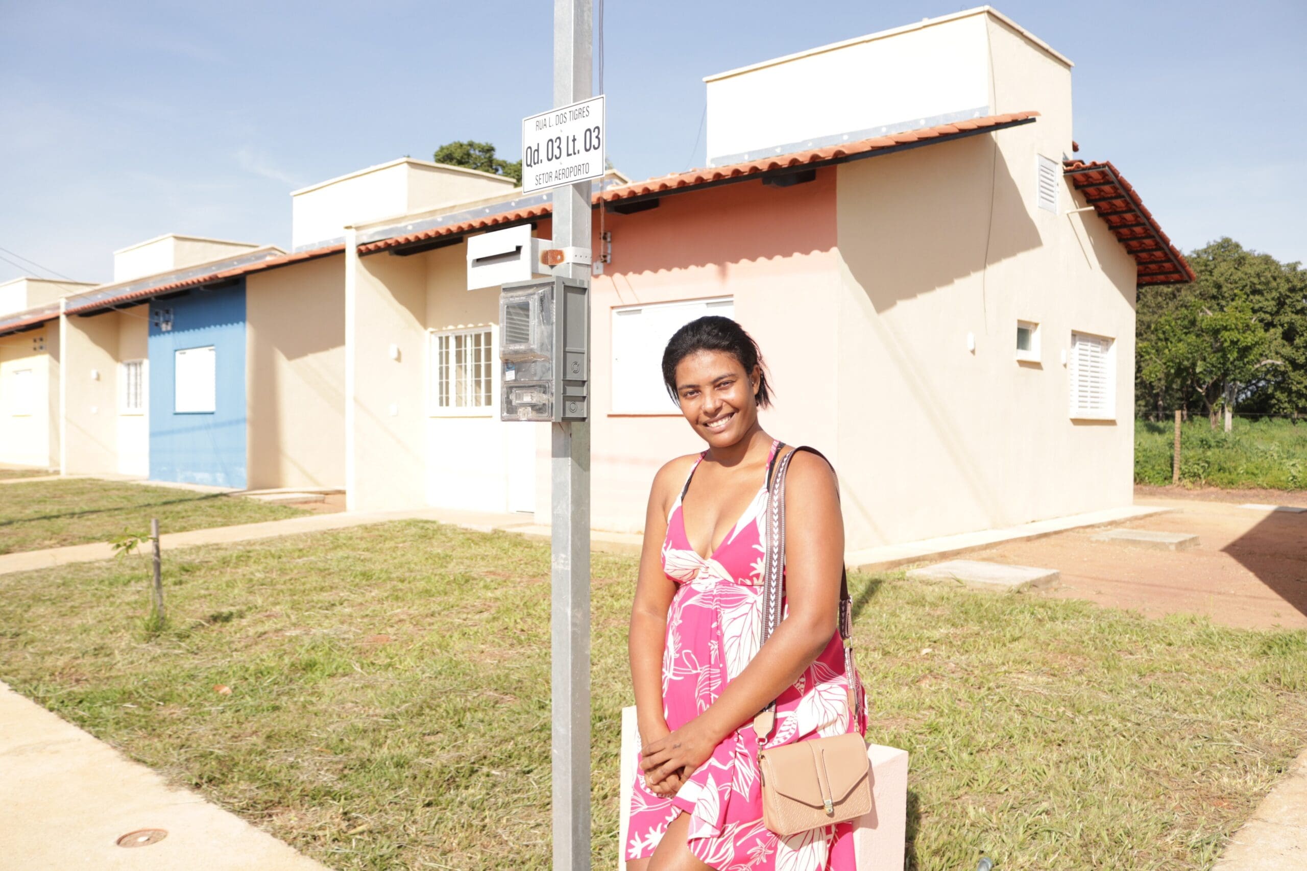 Mulheres são beneficiadas com casas a custo zero em Aragoiânia e Varjão