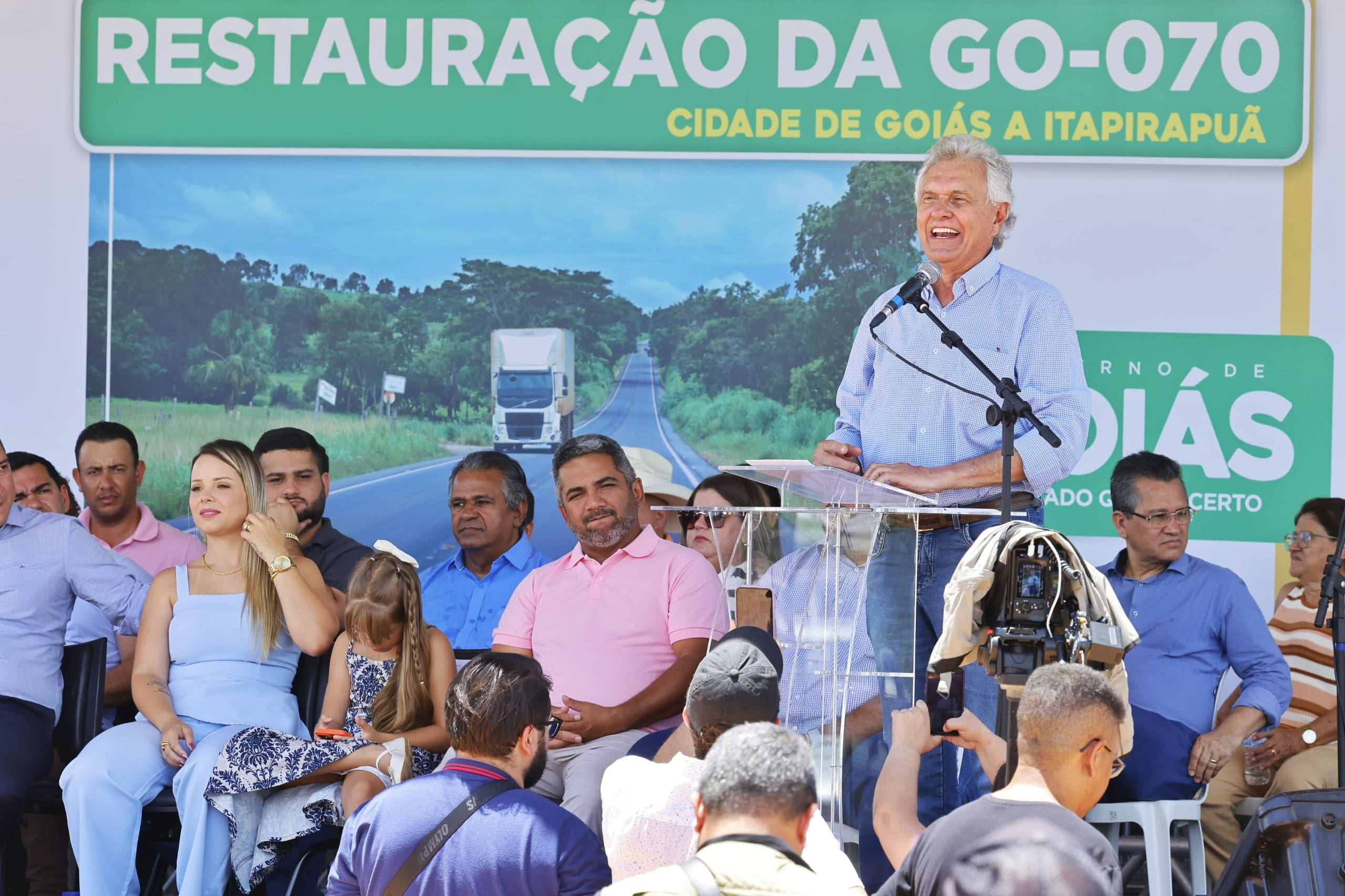 Governador entrega revitalização da GO-070, entre cidade de Goiás e Itapirapuã