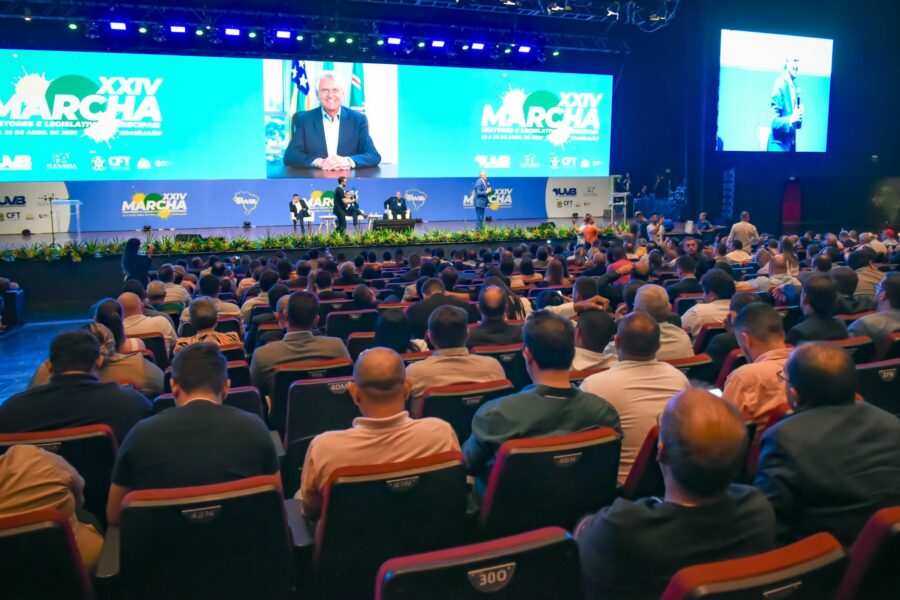 Caiado participa da Marcha dos Gestores e Legislativos Municipais