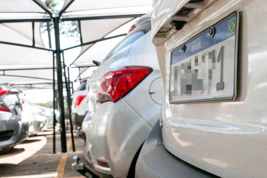 Operação recupera R$ 3 milhões em IPVA de carros híbridos e elétricos